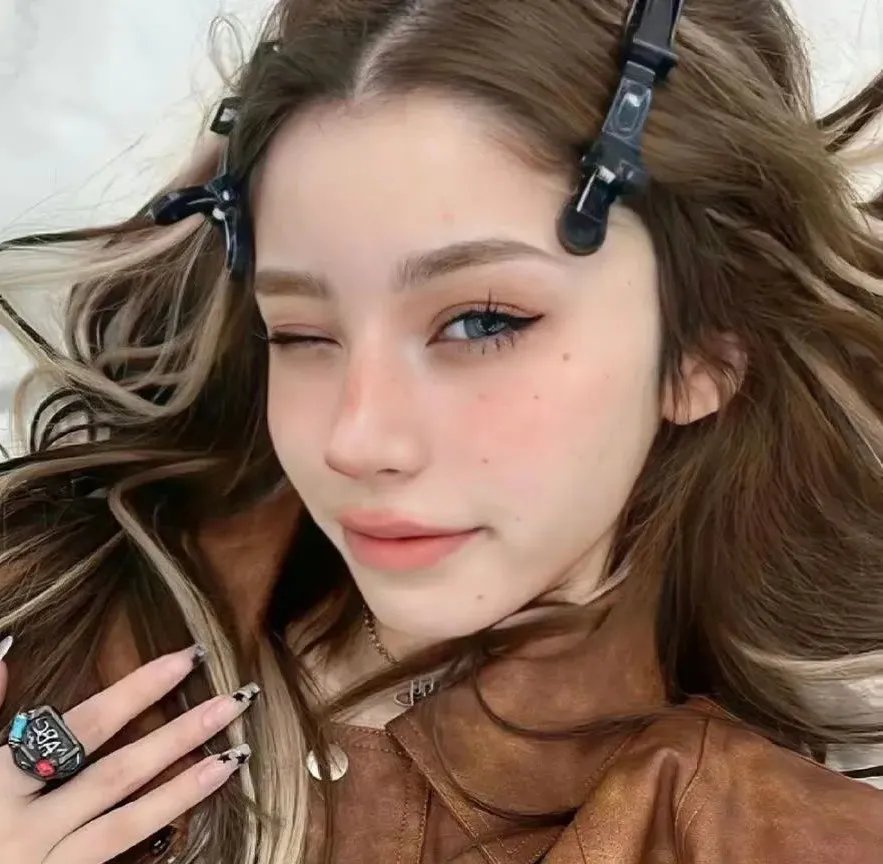 小鱼莉莉