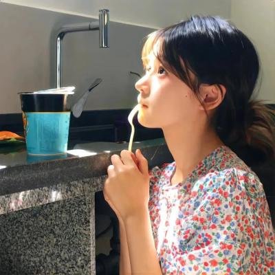 丹顶鹤女孩